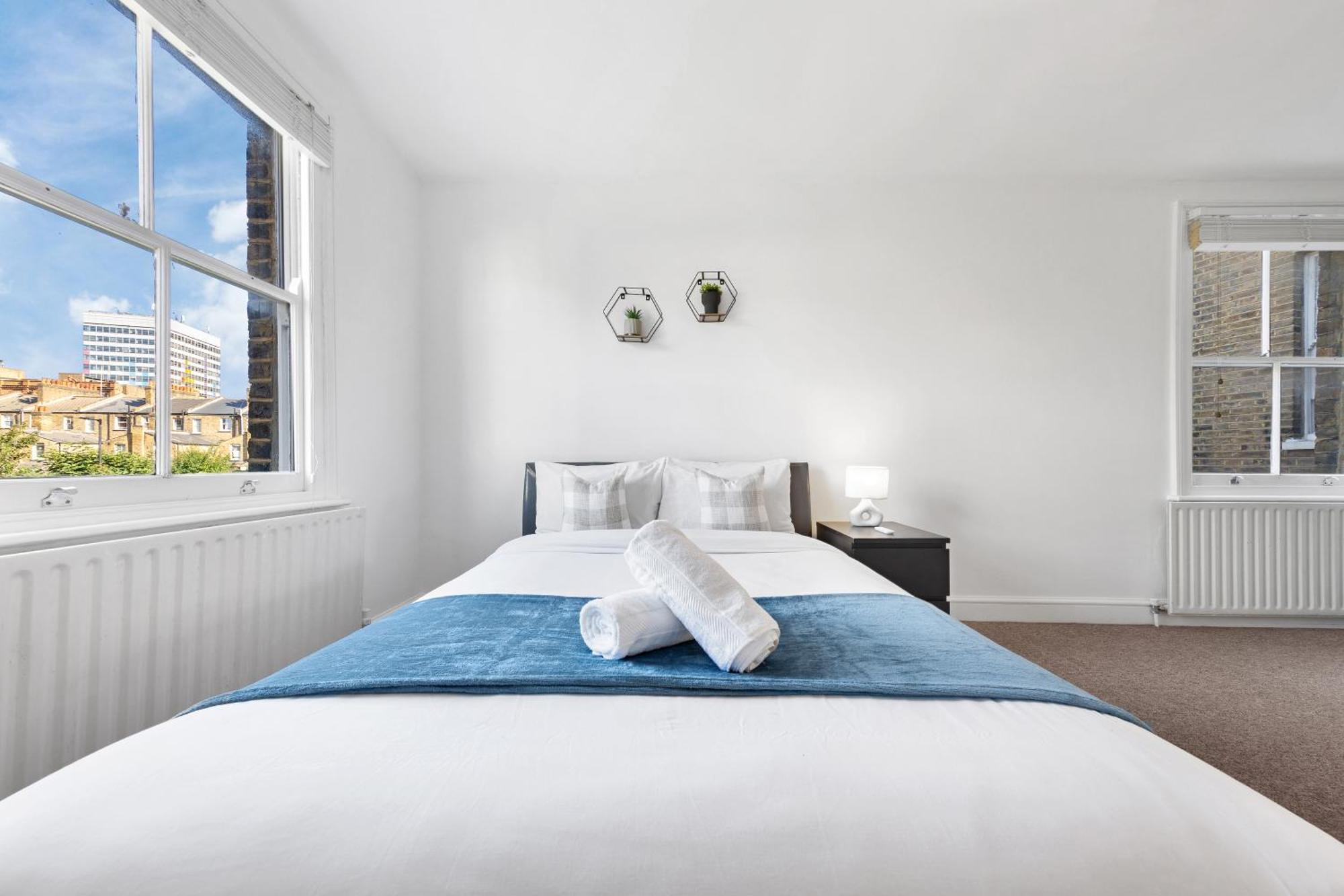 Appartamento Luxury 4 Bedroom Flat With Stunning Shard View From Terrace In London! Next To Station, Sleeps 9 Londra