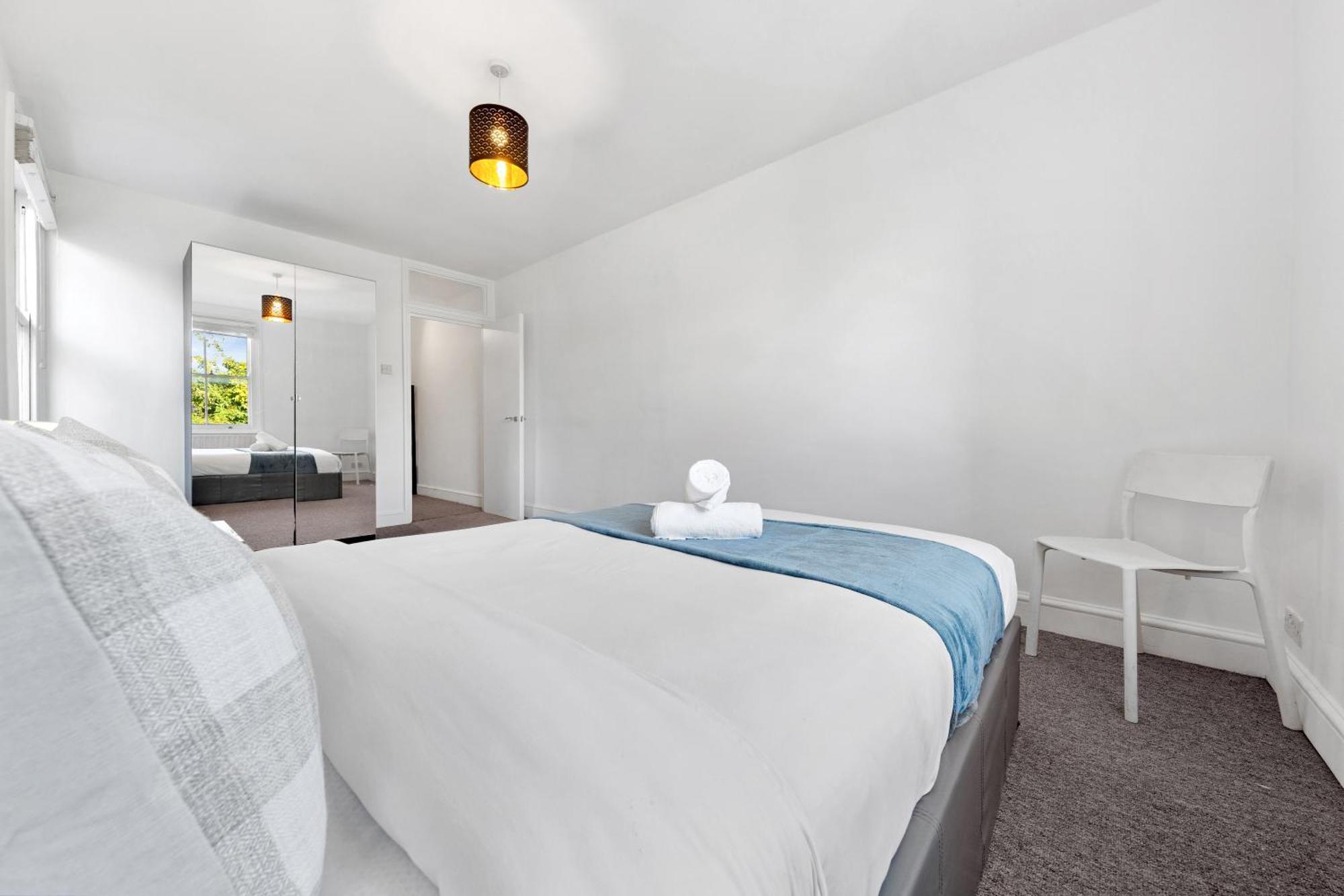 Appartamento Luxury 4 Bedroom Flat With Stunning Shard View From Terrace In London! Next To Station, Sleeps 9