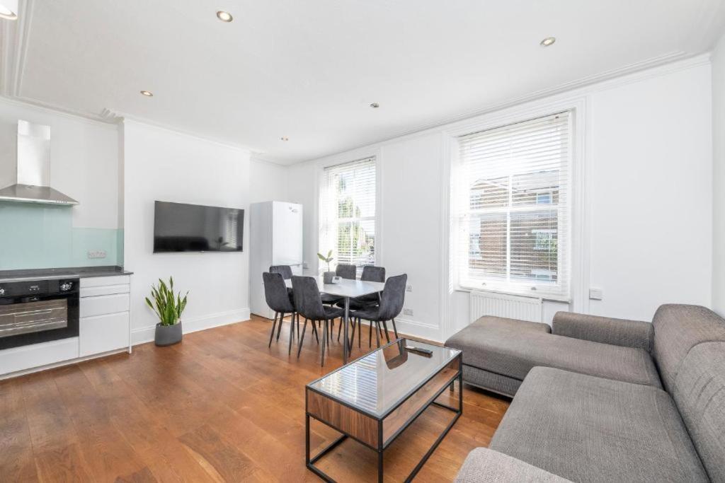 Appartamento Luxury 4 Bedroom Flat With Stunning Shard View From Terrace In London! Next To Station, Sleeps 9 *
