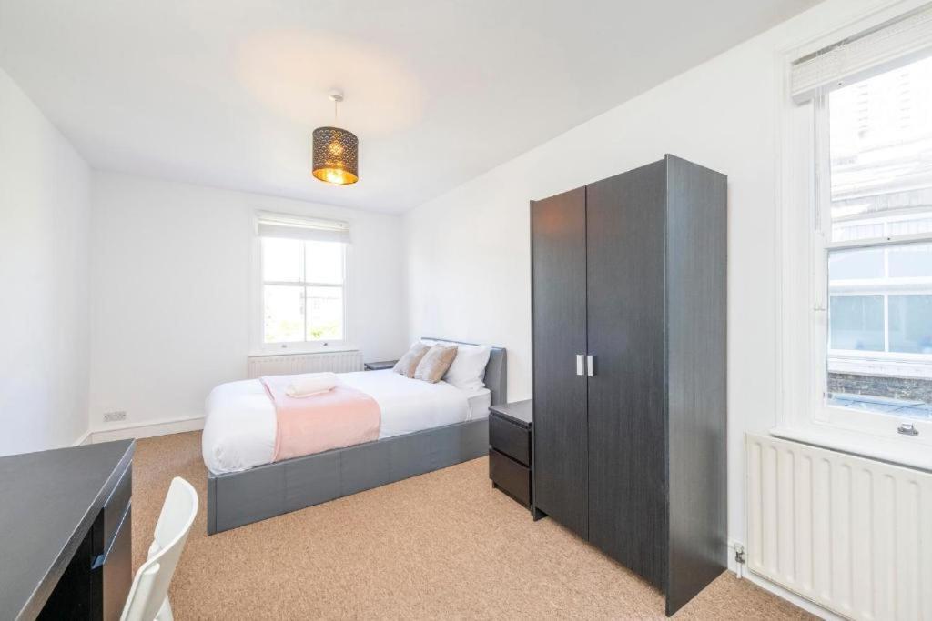 Appartamento Luxury 4 Bedroom Flat With Stunning Shard View From Terrace In London! Next To Station, Sleeps 9 *